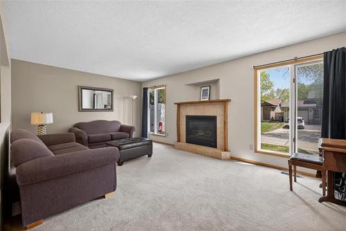 190 Willowbend Cr, Winnipeg, MB 