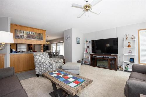 42 Village Dr, Ste Anne, MB 