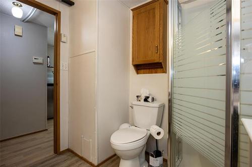 42 Village Dr, Ste Anne, MB 