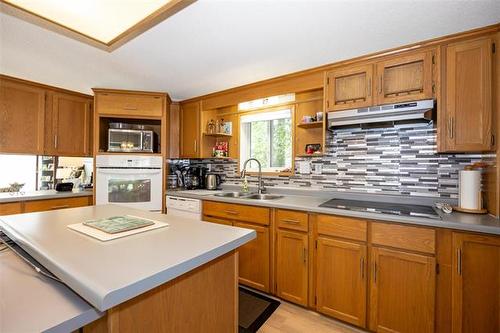 42 Village Dr, Ste Anne, MB 