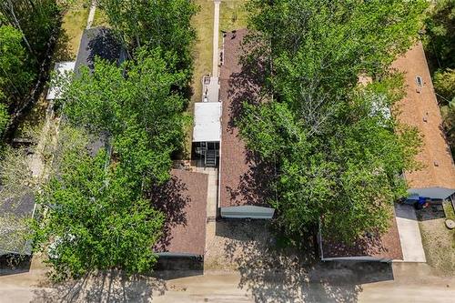 42 Village Dr, Ste Anne, MB 