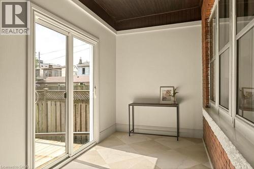 106 Grosvenor Avenue N, Hamilton, ON -  With Exterior