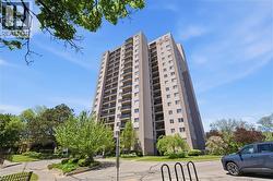 975 WARWICK Court Unit# 1005  Burlington, ON L7T 3Z7