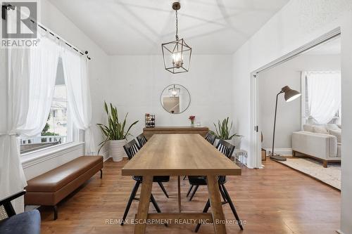 23 East 21St Street, Hamilton, ON - Indoor Photo Showing Dining Room