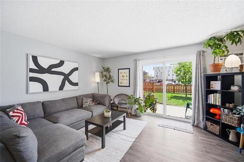 103-176 Thomas Berry St, Winnipeg, MB 