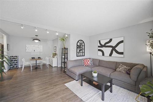 103-176 Thomas Berry St, Winnipeg, MB 