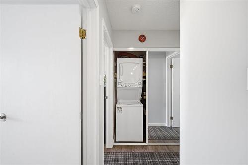 103-176 Thomas Berry St, Winnipeg, MB 