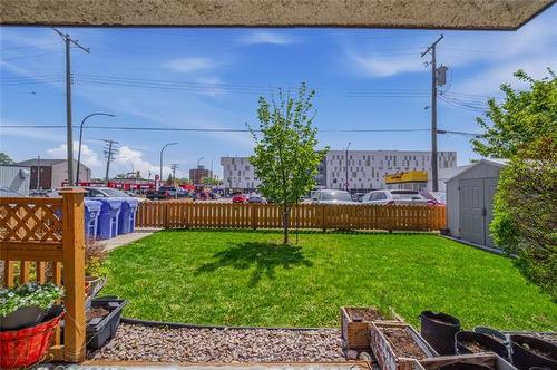 103-176 Thomas Berry St, Winnipeg, MB 
