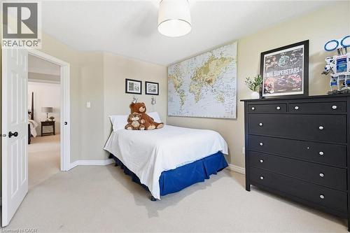 5444 Sundial Road, Burlington, ON - Indoor Photo Showing Bedroom