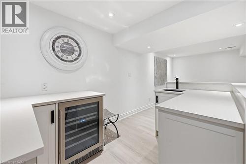 5444 Sundial Road, Burlington, ON - Indoor