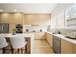 14037 104 AV NW  Edmonton, AB T5N 0W7