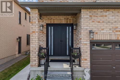 87 Grandville Circle, Brant, ON - Outdoor With Exterior