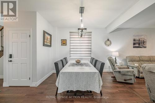 87 Grandville Circle, Brant, ON - Indoor Photo Showing Dining Room