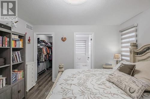 87 Grandville Circle, Brant, ON - Indoor Photo Showing Bedroom