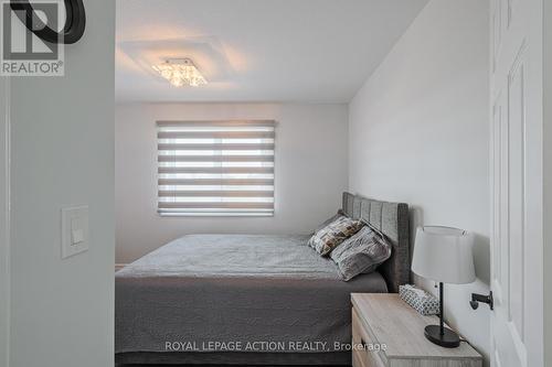 87 Grandville Circle, Brant, ON - Indoor Photo Showing Bedroom