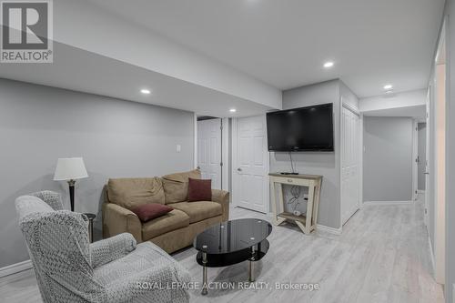 87 Grandville Circle, Brant, ON - Indoor