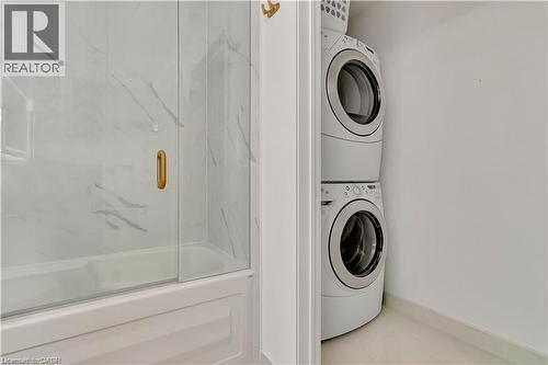 410 King Street W Unit# 506, Kitchener, ON - Indoor Photo Showing Laundry Room