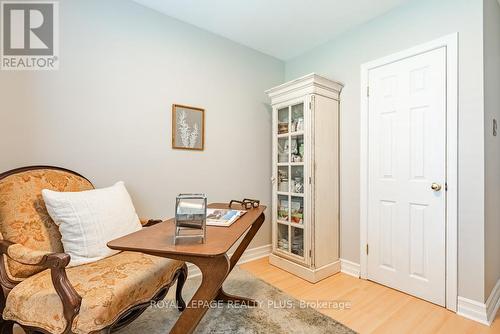 27 Sora Drive, Mississauga, ON - Indoor Photo Showing Bedroom