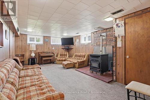 906 N Big Island Road, Prince Edward County (Sophiasburg Ward), ON - Indoor Photo Showing Basement