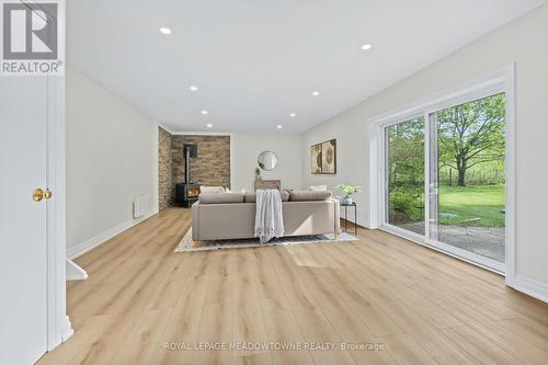 12072 Sixth Line, Halton Hills, ON - Indoor