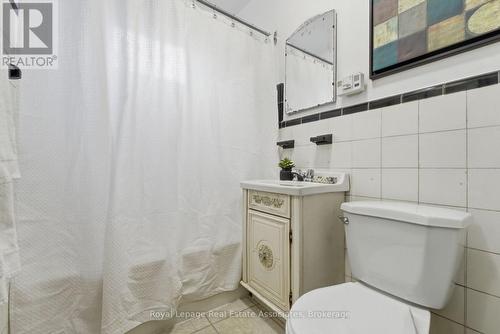 68 Gair Drive, Toronto, ON - Indoor Photo Showing Bathroom