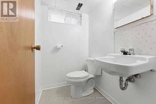 68 Gair Drive, Toronto, ON - Indoor Photo Showing Bathroom