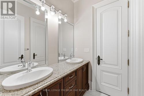 155 Cook'S Mill Crescent, Vaughan, ON - Indoor Photo Showing Bathroom