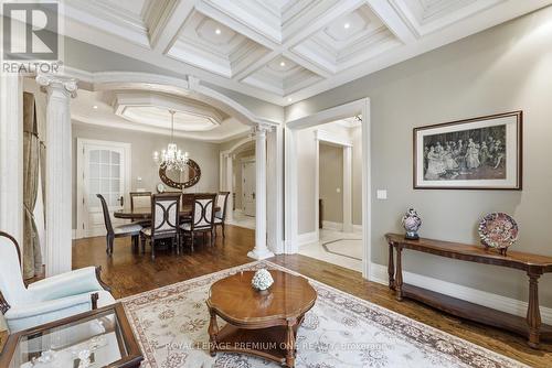 155 Cook'S Mill Crescent, Vaughan, ON - Indoor Photo Showing Living Room