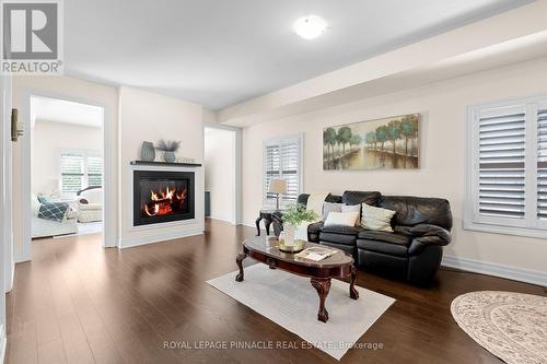 1214 Shankel Road, Oshawa, ON - Indoor Photo Showing Living Room