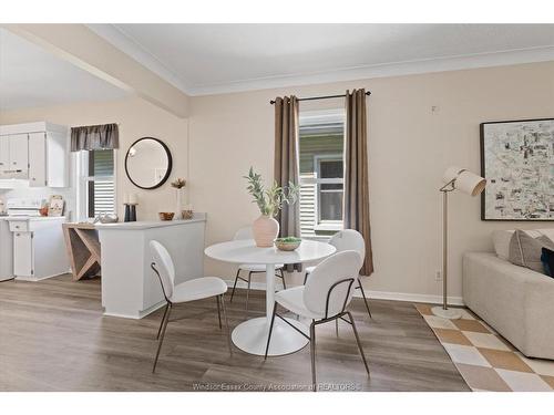 663 Brock Street, Windsor, ON - Indoor Photo Showing Dining Room