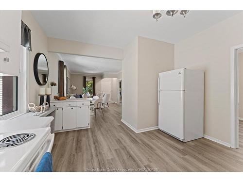 663 Brock Street, Windsor, ON - Indoor
