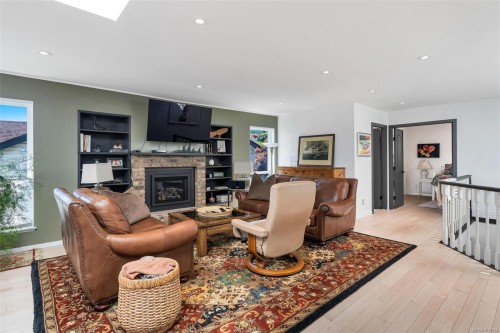 556 Marine View, Cobble Hill, BC 