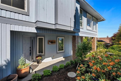 556 Marine View, Cobble Hill, BC 