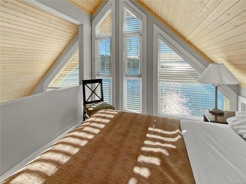 #10C-2315 Mackinnon Rd, Pender Island, BC 