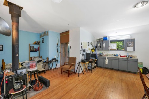 1865 Oldham Rd, Shawnigan Lake, BC 