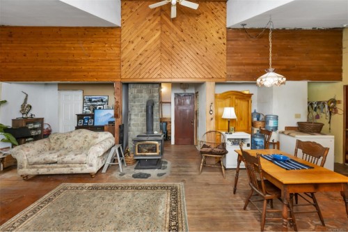 1865 Oldham Rd, Shawnigan Lake, BC 