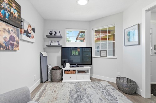 824 Marguerite Rd, Campbell River, BC 