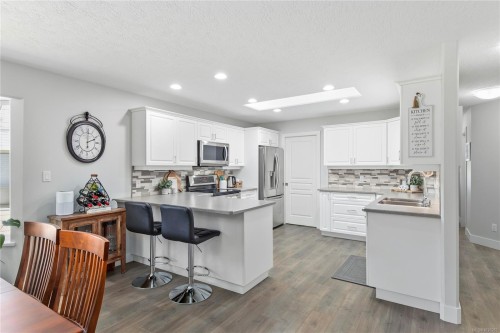 824 Marguerite Rd, Campbell River, BC 