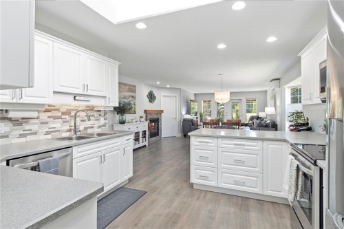 824 Marguerite Rd, Campbell River, BC 