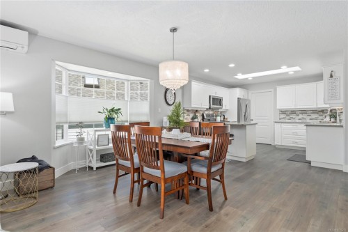 824 Marguerite Rd, Campbell River, BC 