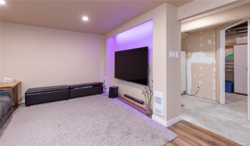 2956 Ridgeway Rd, Nanaimo, BC 