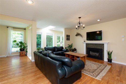 2956 Ridgeway Rd, Nanaimo, BC 