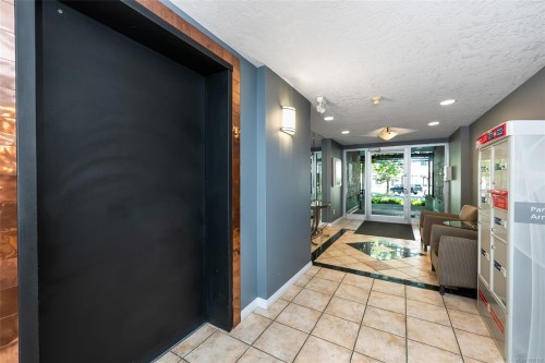 #109-380 Waterfront Cres, Victoria, BC - Indoor Photo Showing Other Room