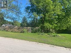 Fully privacy fenced - 