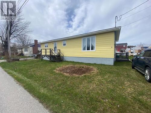 7 Forest Avenue, Stephenville, NL - Outdoor