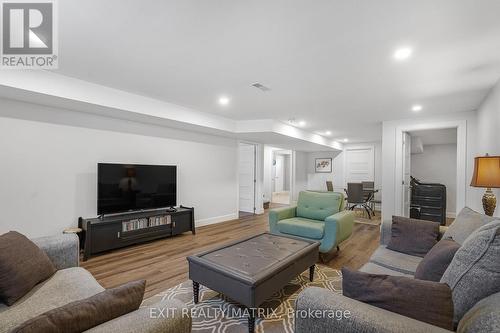 768 Dewhurst Avenue, Cornwall, ON - Indoor Photo Showing Living Room