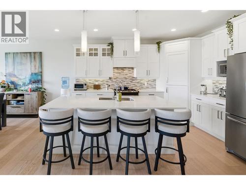 536 Tungsten Court, Kelowna, BC - Indoor