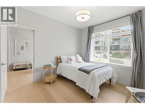 536 Tungsten Court, Kelowna, BC - Indoor Photo Showing Bedroom