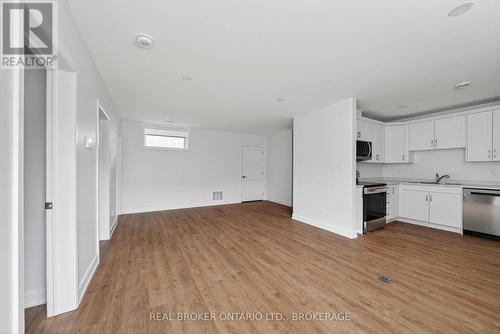 Unit #3A - 600 Second Street E, Cornwall, ON - Indoor Photo Showing Kitchen
