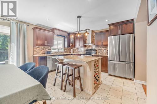 21 Davinci Boulevard, Hamilton, ON - Indoor Photo Showing Kitchen With Stainless Steel Kitchen With Upgraded Kitchen